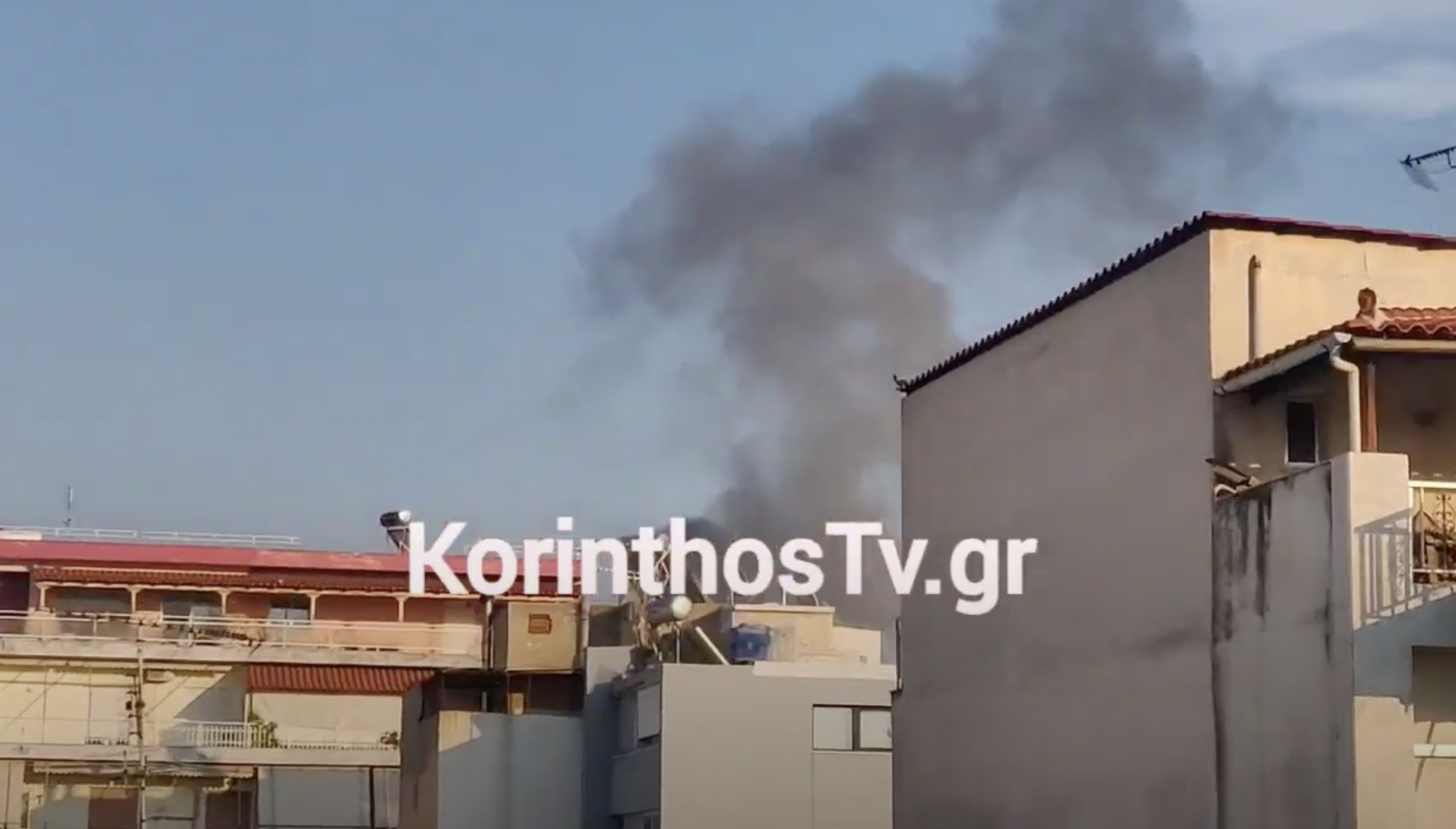 Φωτιά τώρα στην Κόρινθο, κοντά στο Πεδίο Βολής